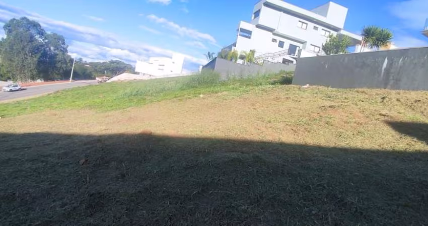 Lote em Vespasiano no Condomínio Gran Park Toscana