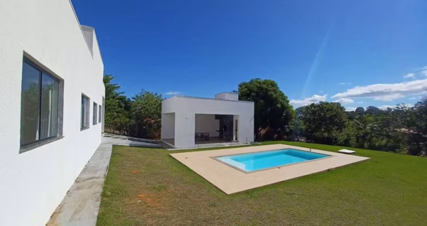 Casa com 4 dormitórios, 184 m² - venda por R$ 850.000,00 ou aluguel por R$ 5.810,00/mês - Condomínio Estância da Mata - Jaboticatubas/MG