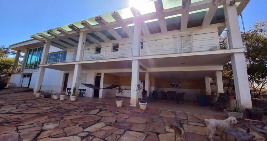 Casa com 5 dormitórios à venda, 484 m² por R$ 1.500.000,00 - Lundceia - Lagoa Santa/MG
