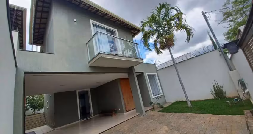 Casa em Lagoa Santa em condomínio fechado