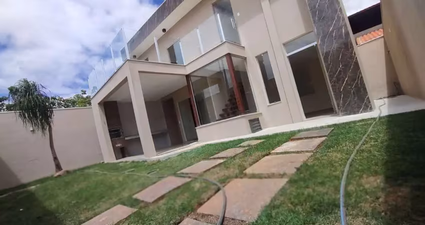 Casa com 4 quartos à venda na Lundcéia, Lagoa Santa 