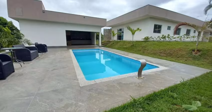 *Casa em condominio fechado próximo de Lagoa Santa