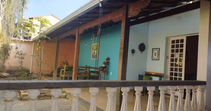 Casa com 3 dormitórios à venda, 107 m² por R$ 850.000,00 - Jardim Ipê - Lagoa Santa/MG