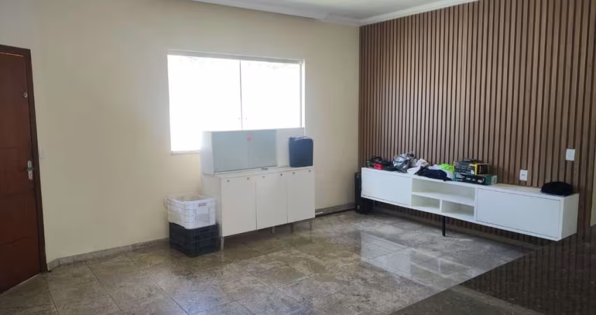 Casa à Venda em Lagoa Santa