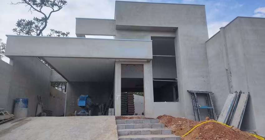 Casa moderna no Condominio Mariposas