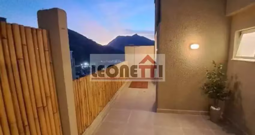 Cobertura à venda no recreio dos bandeirantes, rio de janeiro-rj: 2 quartos, 2 banheiros, 1 vaga de garagem!