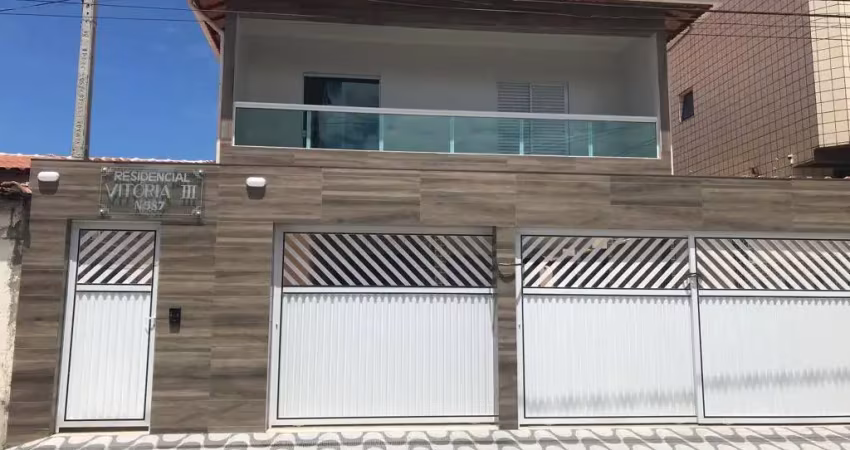 Linda casa em condomínio na Guilhermina