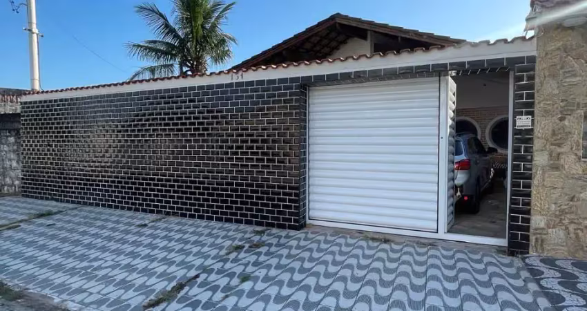 Casa isolada com piscina, repasse de financiamento  ou venda a vista