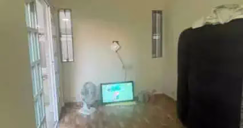 Casa com 1 quarto para alugar na Rua Pinhara, Rocha Miranda, Rio de Janeiro