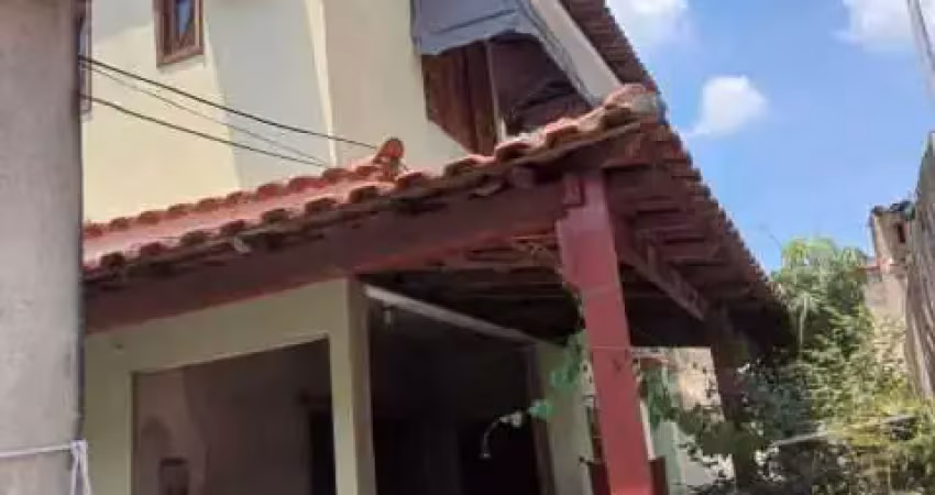 Casa com 2 quartos à venda na Rua Calmon Cabral, Irajá, Rio de Janeiro