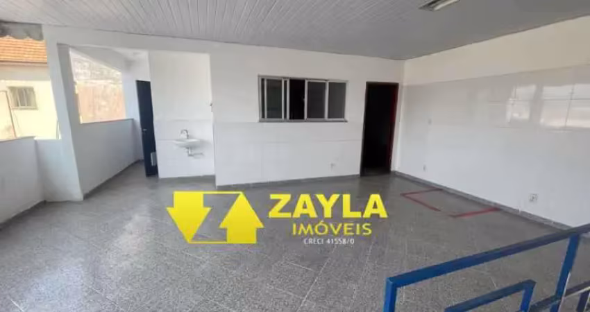 Prédio com 13 salas para alugar na Rua Silva Gomes, Cascadura, Rio de Janeiro
