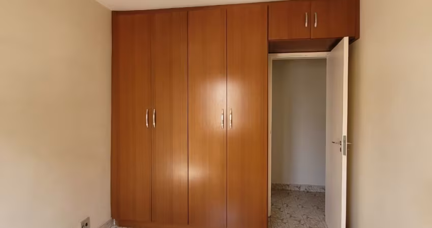 Vendo Apto na Saúde com 64m² e Depósito Próx ao Metrô