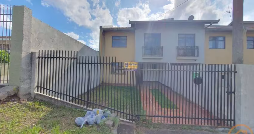 Sobrado com 3 quartos  para alugar, 97.00 m2 por R$2500.00  - Xaxim - Curitiba/PR