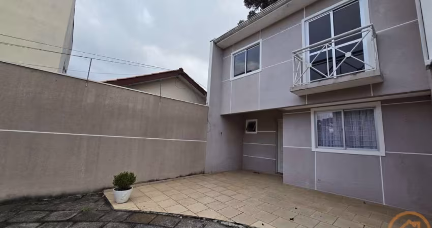Sobrado com 3 quartos  para alugar, 110.00 m2 por R$2650.00  - Boqueirao - Curitiba/PR