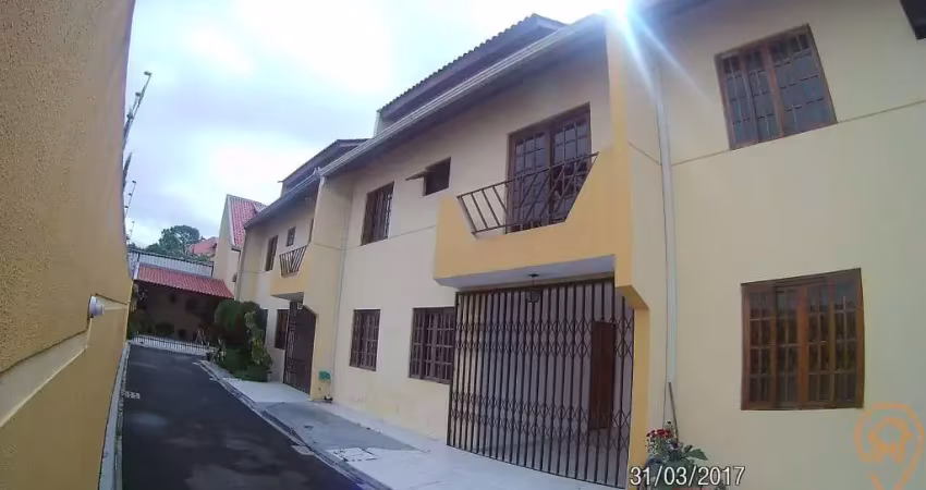 Sobrado com 3 quartos  para alugar, 150.00 m2 por r$2850.00  - boqueirao - curitiba/pr