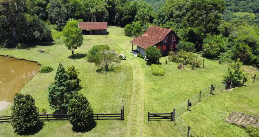 Sítio / Chácara para Venda no bairro Nova Renânia em Santa Maria do Herval, 6 quartos, 1 vaga, Semi-Mobiliado, 140000 m² privativos,
