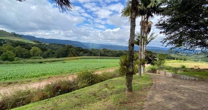 Sítio / Chácara para Venda no bairro Linha Brasil em Nova Petrópolis, 4 quartos, 1 vaga, 23000 m² de área total,