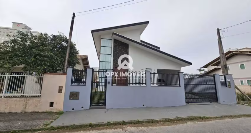Casa com 3 quartos à venda na Rua Dos Pinus, 241, Itacolomi, Balneário Piçarras