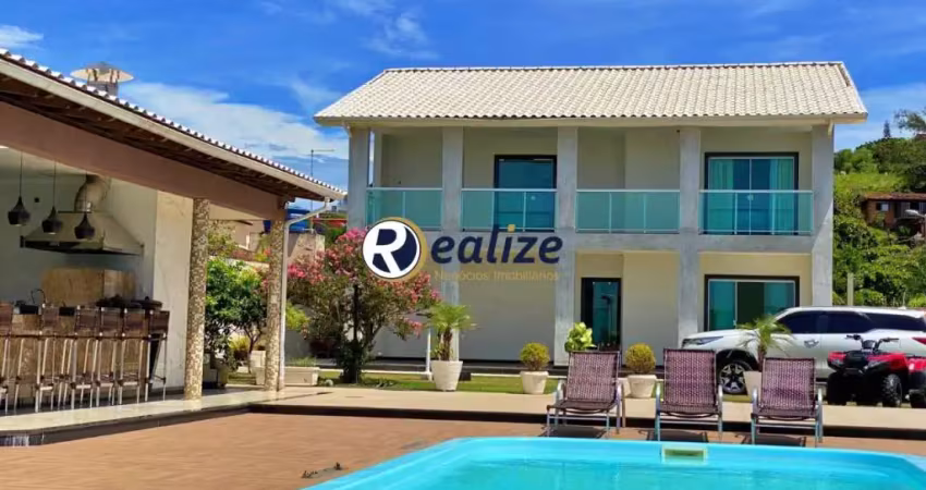 Casa duplex composta por 8 quartos com área de lazer completa à venda no bairro santa mônica, guarapari-es - realize negócios imobiliários.