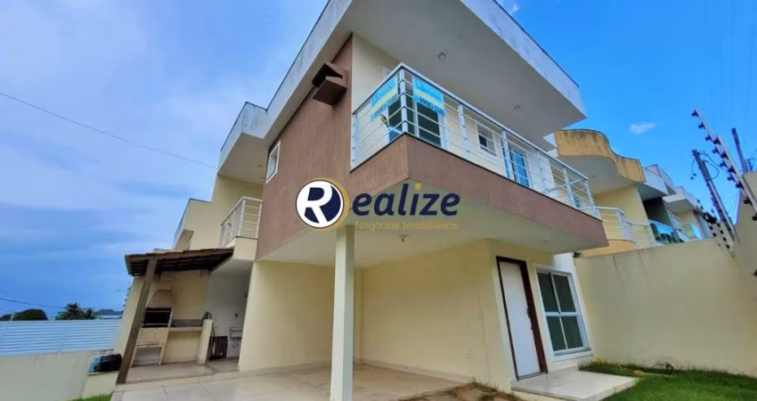Imperdível casa à venda em Guarapari-ES, bairro Ipiranga! 3 quartos, 1 suite, 3 banheiros, 2 vagas de garagem, 118m².