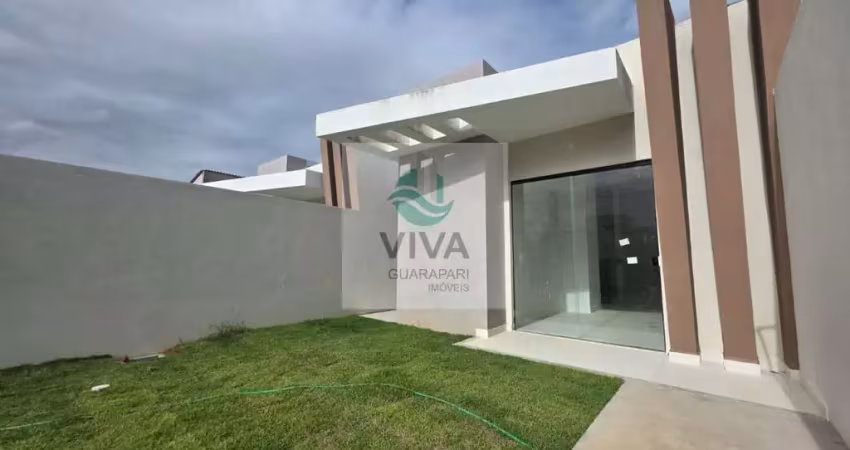 Casa lindíssima composta por 2 quartos á venda no bairro santa mônica, guarapari-es - realize negócios imobiliários.