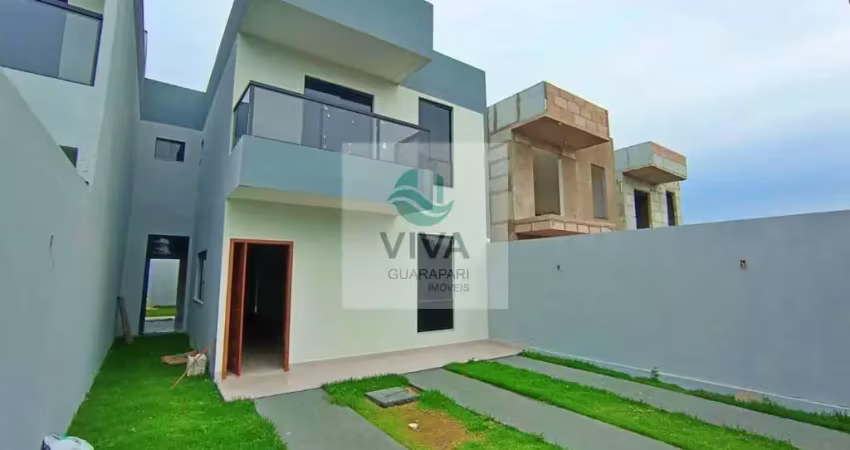 Casa duplex composta por 3 quartos com área gourmet á venda em meaípe, guarapari-es - realize negócios imobiliários.