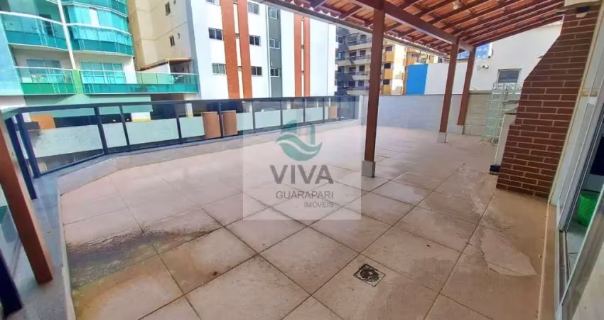 Cobertura linear composto por 2 quartos, na quadra do mar e área goumet privativa à venda na praia do morro, guarapari-es - realize negócios imobiliários.