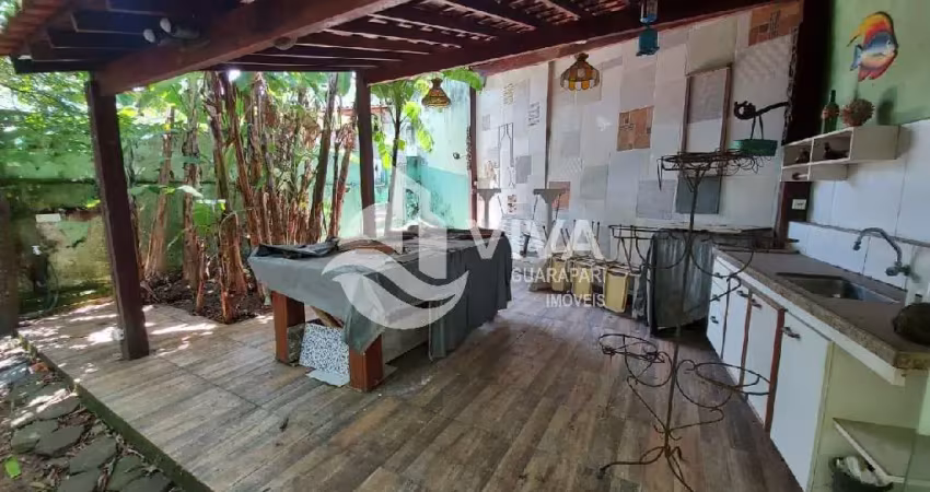 Imperdível oportunidade: casa de luxo à venda no centro de guarapari-es, com 8 quartos, 3 suítes e 10 vagas de garagem!