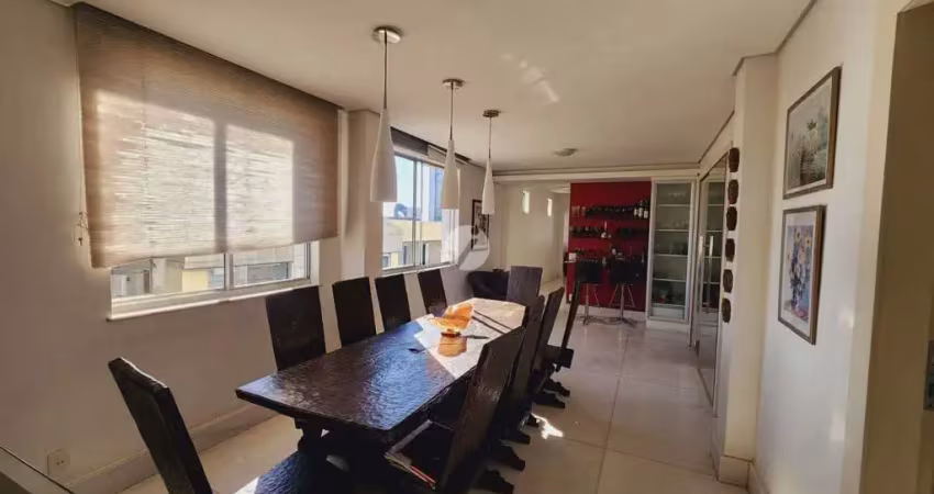 Apartamento com 4 quartos à venda na Avenida do Contorno, 5429, Funcionários, Belo Horizonte