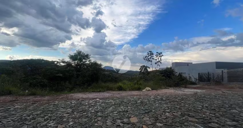 Terreno em condomínio fechado à venda na Das Acácias, Lote 10, Condômínio Vale Da Mata, Rio Acima