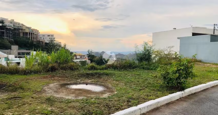 Terreno em condomínio fechado à venda na Rua Sevilha, 10, Vila Castela, Nova Lima