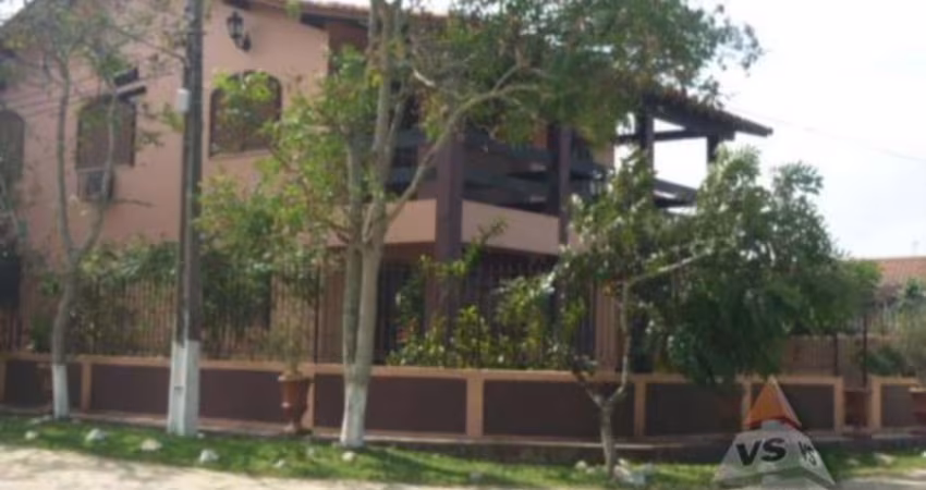 Casa para Venda em São Pedro da Aldeia, Balneário São Pedro, 5 dormitórios, 2 suítes, 5 banheiros, 1 vaga