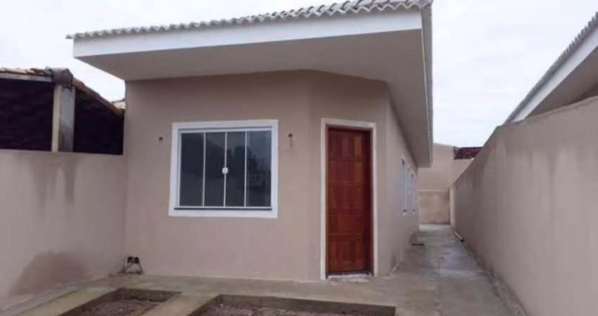 Casa para Venda em São Pedro da Aldeia, Balneário Das Conchas, 2 dormitórios, 1 suíte, 2 banheiros, 1 vaga