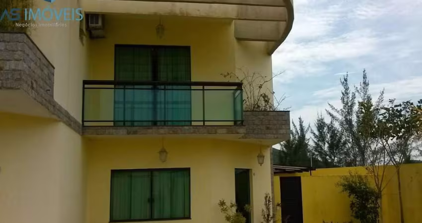 Casa em Condomínio para Venda em Cabo Frio, Ogiva, 3 dormitórios, 1 suíte, 2 banheiros, 2 vagas