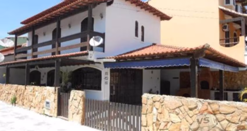 Casa em Condomínio para Venda em São Pedro da Aldeia, Fluminense, 3 dormitórios, 1 suíte, 3 banheiros, 3 vagas