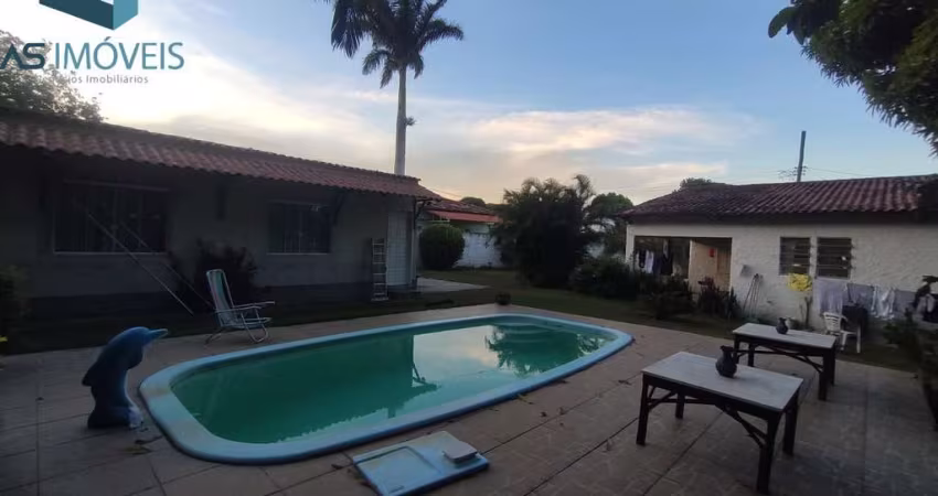 Casa para Venda em São Pedro da Aldeia, Retiro, 4 dormitórios, 2 suítes, 3 banheiros, 5 vagas