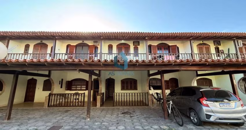 Casa em Condomínio para Locação em Cabo Frio, Jardim Caiçara, 2 dormitórios, 2 banheiros, 1 vaga