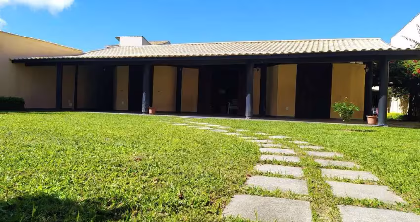Casa para venda em cabo frio, palmeiras, 3 dormitórios, 2 suítes, 2 banheiros, 10 vagas