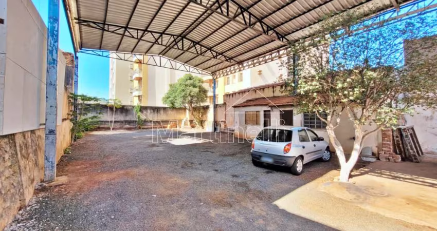 Galpão comercial de 580m² de área à venda, próximo à Santa Casa - Ribeirão Preto/SP.