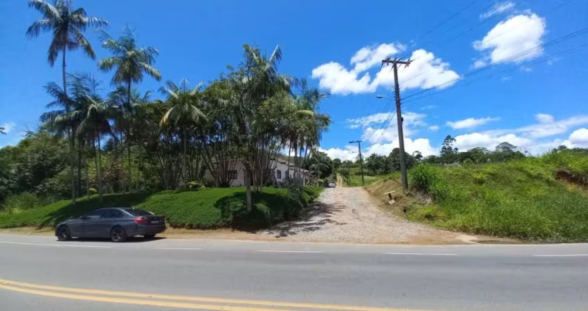 Terreno à venda no bairro Badenfurt em Blumenau/SC