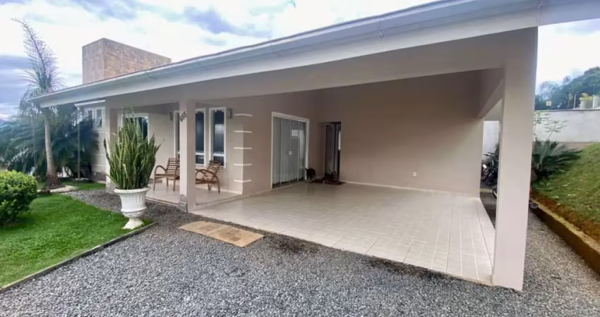 Casa com 3 dormitórios à venda no bairro quintino em timbó/sc