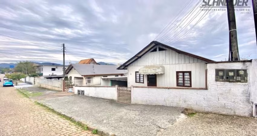 Casa com 5 dormitórios à venda no bairro Nações em Timbó/SC