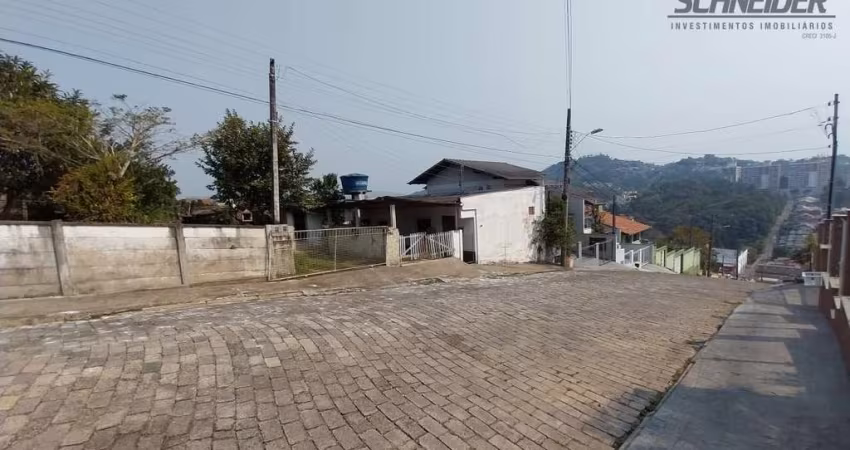 Terreno à venda no bairro Água Verde em Blumenau/SC