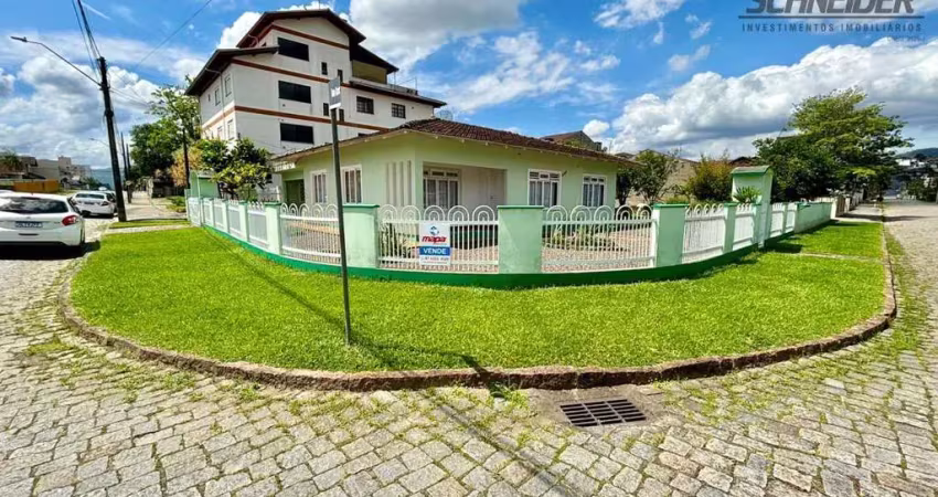 Casa com 3 dormitórios à venda no bairro Nações em Timbó/SC