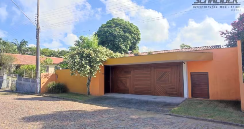 Casa com 4 dormitórios à venda no bairro Centro em Timbó/SC