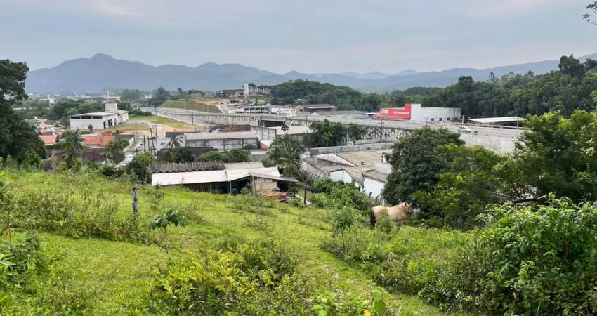 Terreno à venda no bairro Carijós em Indaial/SC