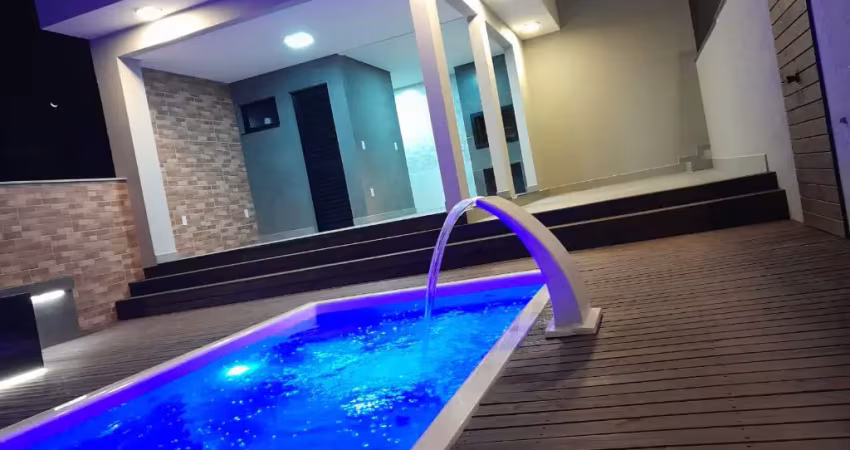 Casa nova e nunca habitada a 300 metros do lago