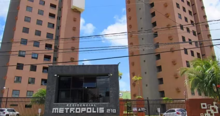 Apartamento 2/4 Suíte No Condomínio Metrópolis - em Candelária