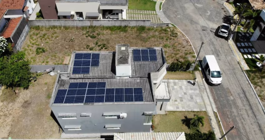 Belíssima Casa 3/4  360m² No Condomínio Green Club 2