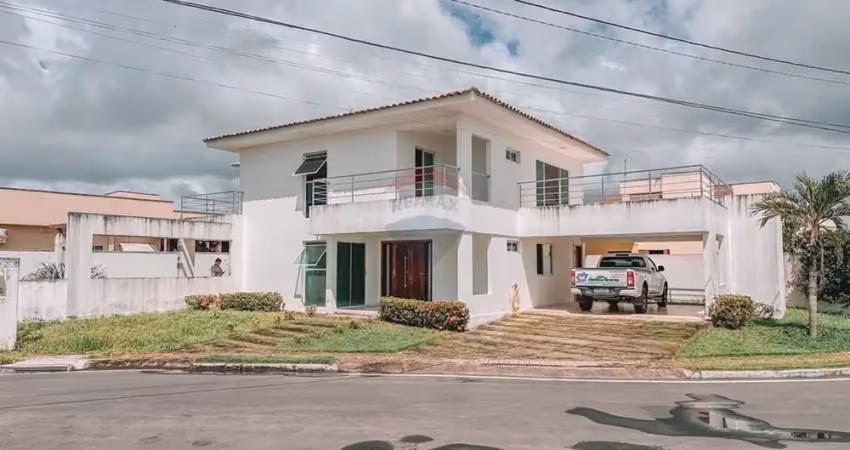 Belíssima casa 4/4 sendo 03 suítes no green club iii